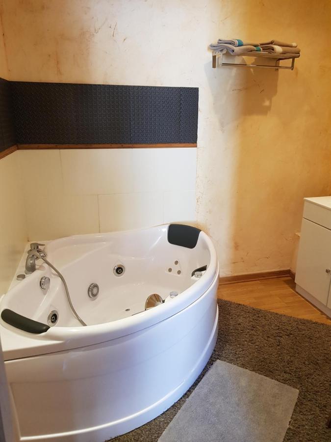 Alpes Hotel Barrême מראה חיצוני תמונה